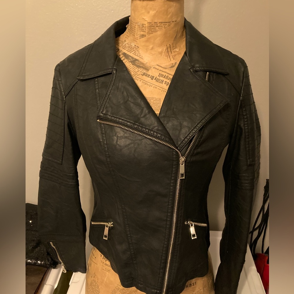 Black vegan leather moto jacket size med. EUC